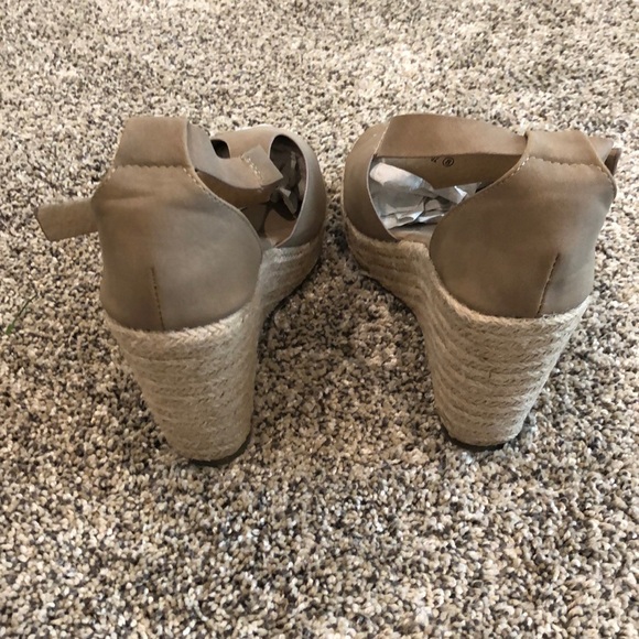 Wedges - Picture 3 of 3